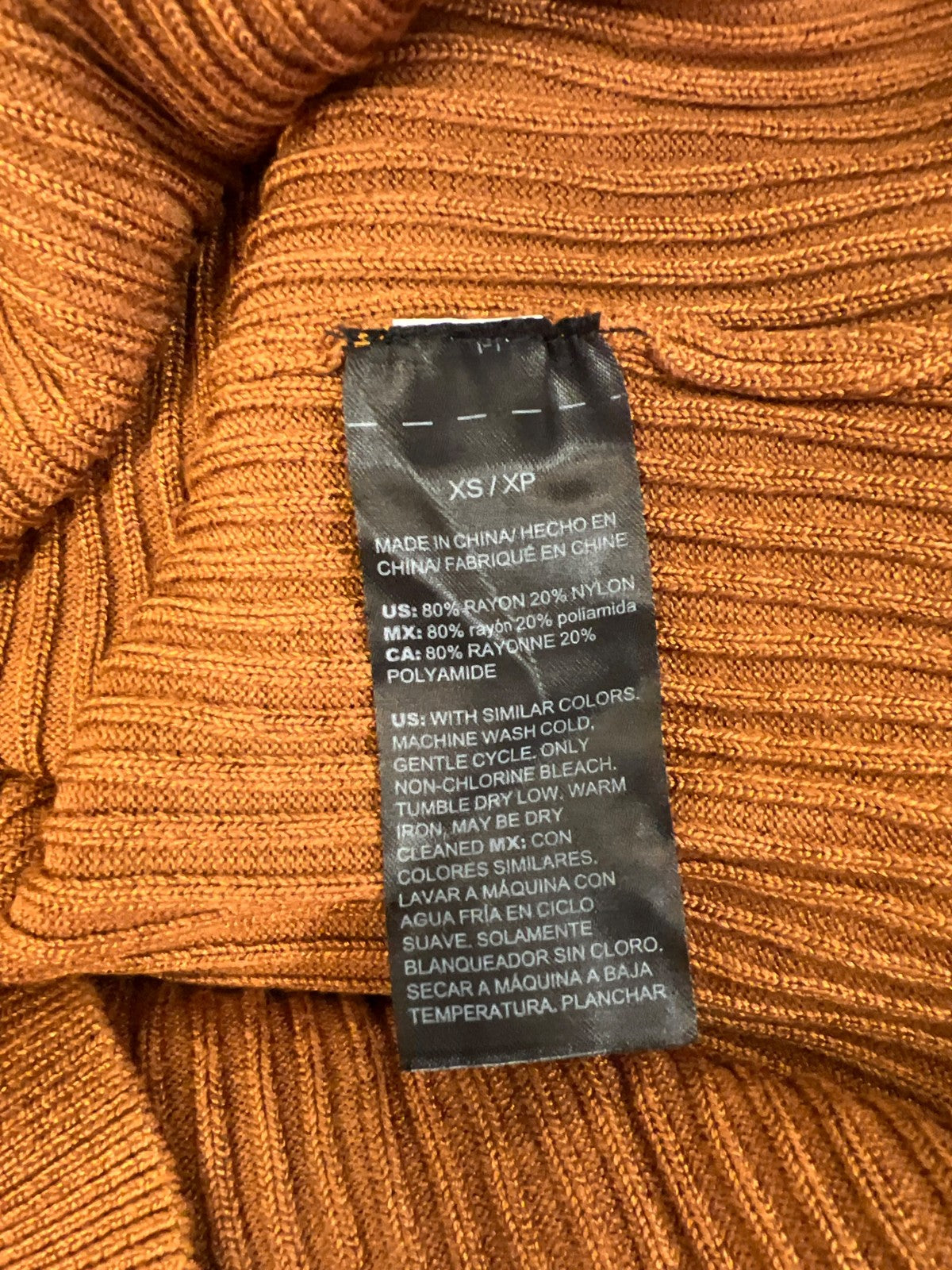 White House Black Market Women’s Brown Long Sleeve Ribbed V-Neck Sweater - XS