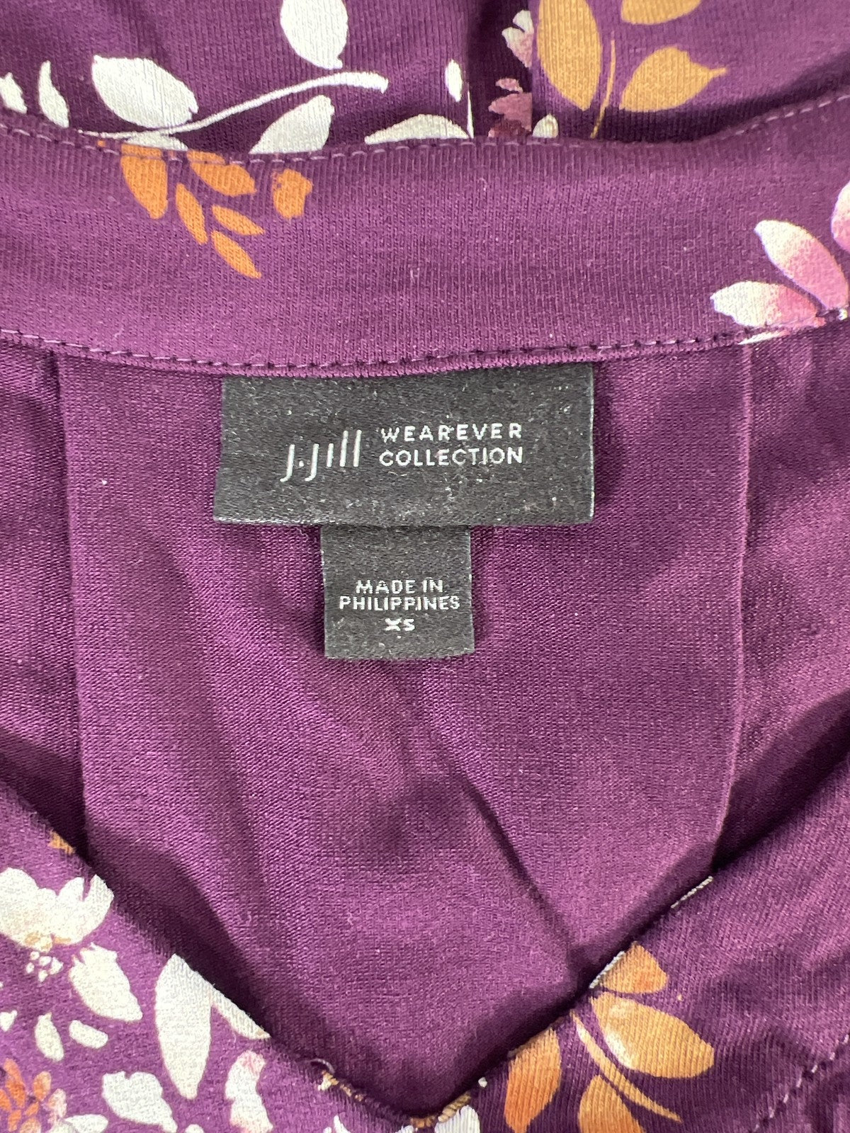 J. Jill Women’s Purple Floral Wearever 3/4 Sleeve Shirt - XS