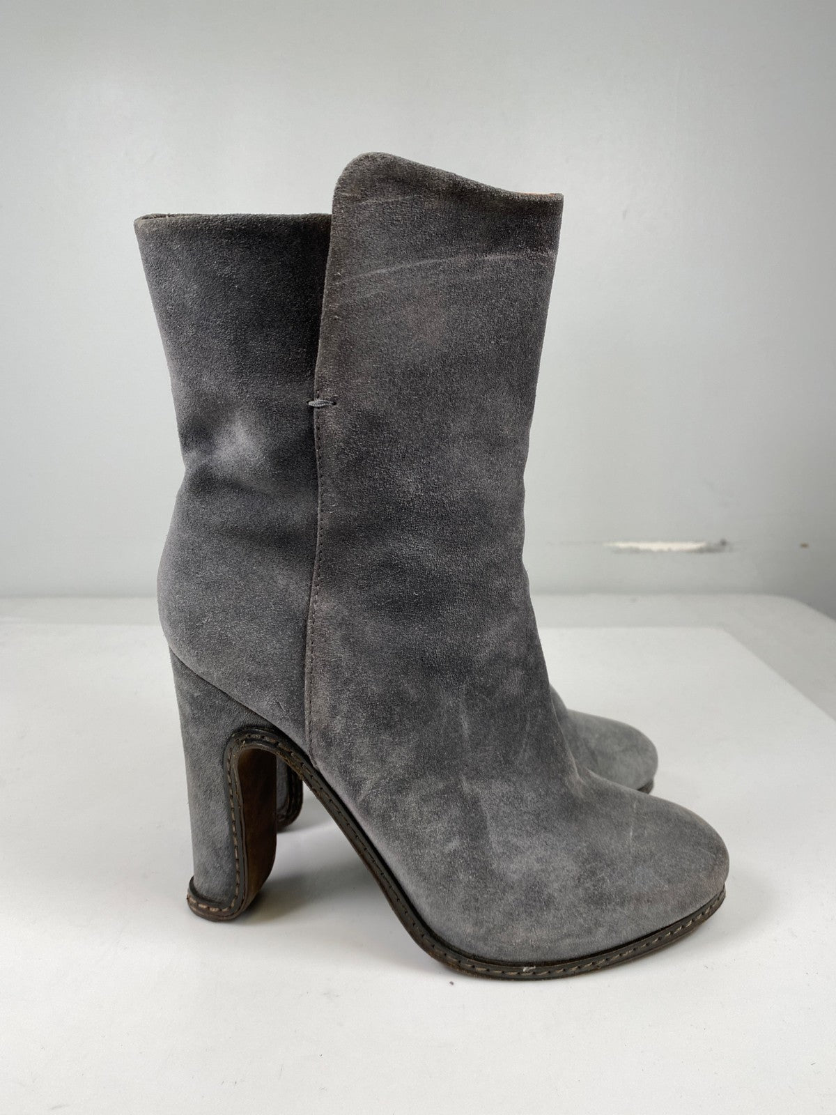 Leifsdottir Women’s Gray Suede Heeled Mid Calf Fashion Boots - 38/US 7.5