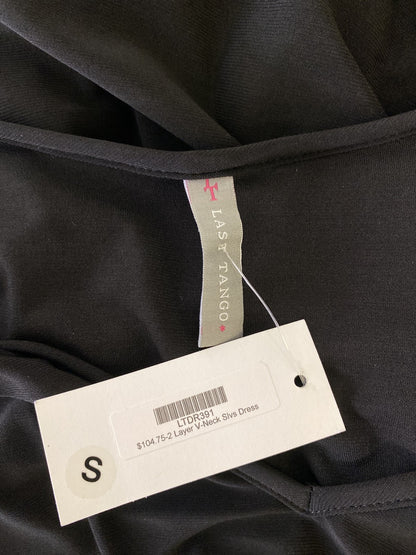 Last Tango Women’s Black 2 Layer V-Neck 3/4 Sleeve Sheath Dress - S