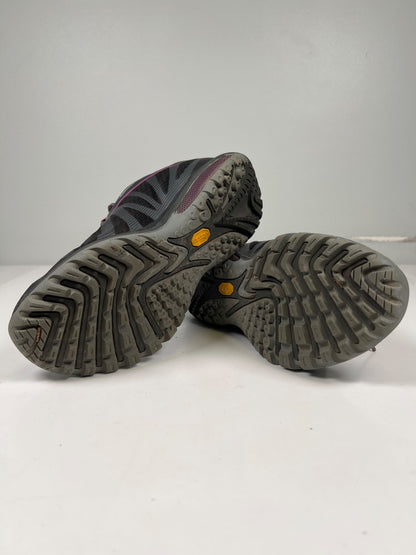 Merrell Women’s Black/Purple Siren Edge Lace Up Hiking Shoes - 8
