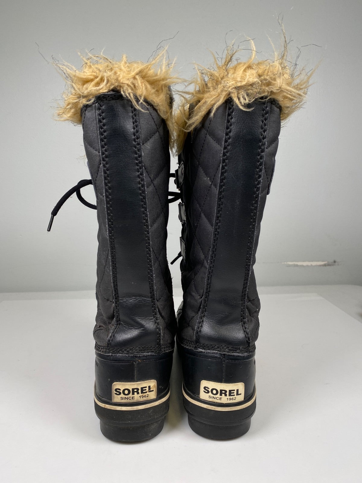 Sorel Women’s Black Leather Quilted Tofino Waterproof Winter Boots - 7.5