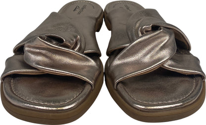 Clarks Collection Women’s Silver/Pewter Metallic Reyna Twist Flats - 8.5