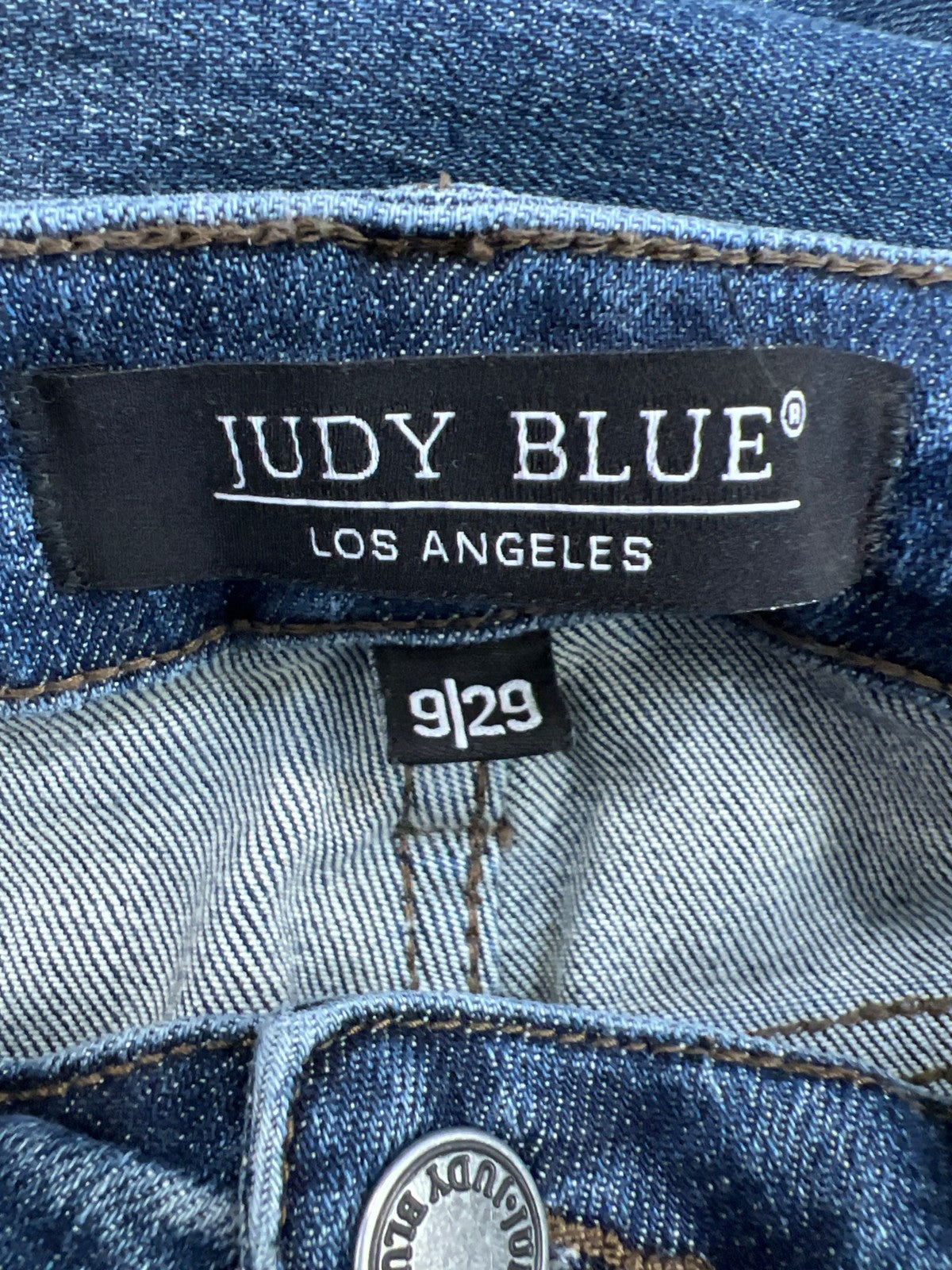 Judy Blue Women’s Medium Wash Distressed Skinny Jeans - 9/29