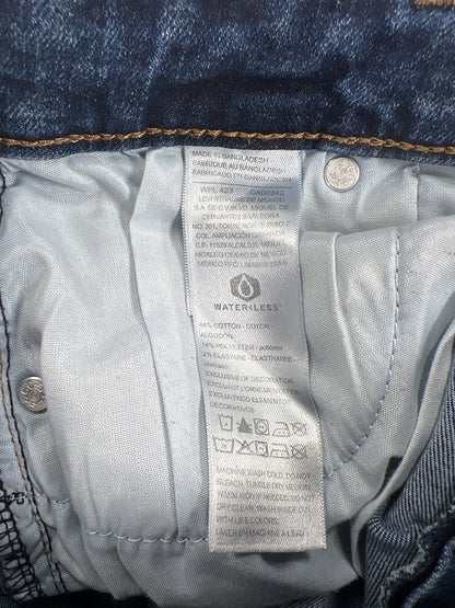 Levi’s Denizen Women’s Dark Wash Cuffed Jean Stretch Denim Shorts - 4