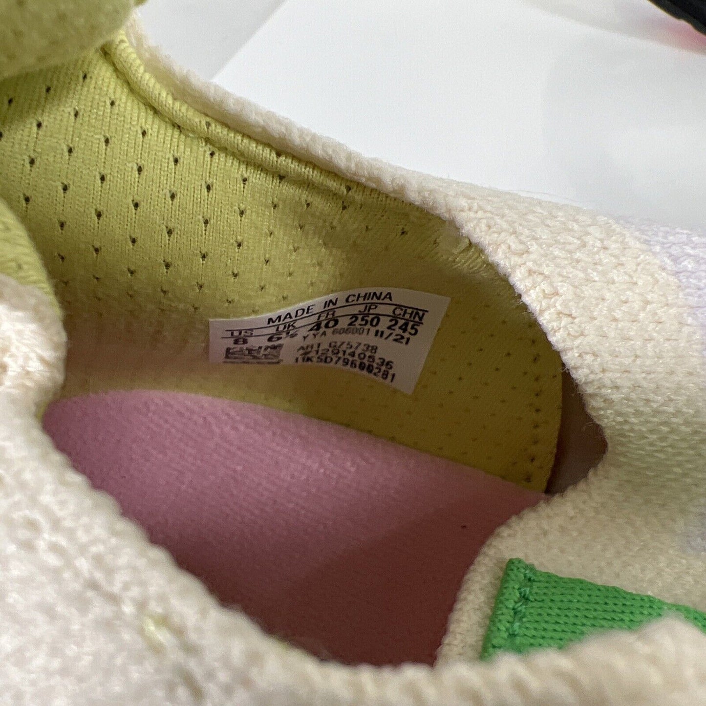 NEW adidas X Marimekko Women's White Ultraboost Lace Up Athletic Shoes -8
