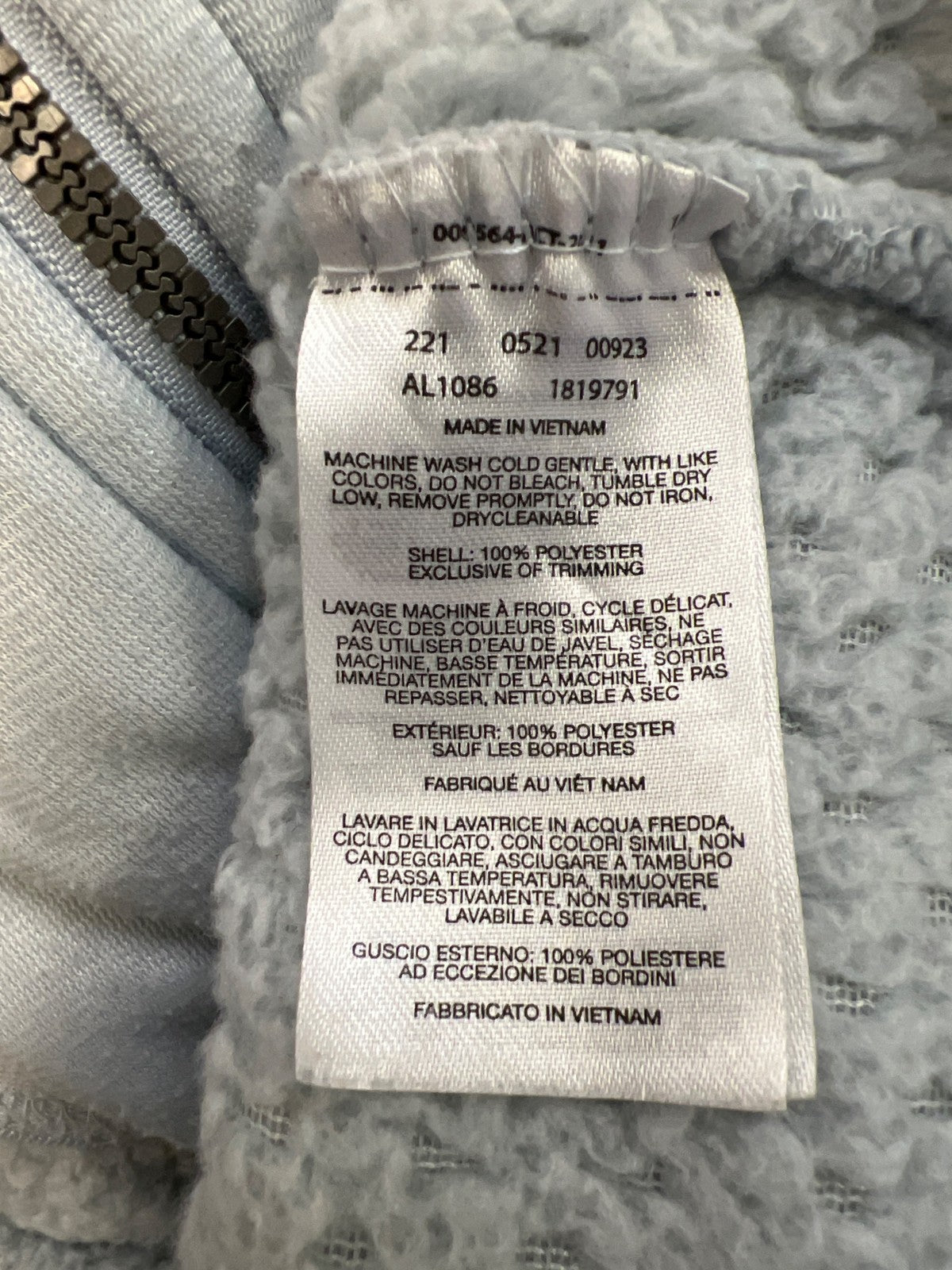 Columbia Women’s Blue Long Sleeve Full Zip Plush Fleece Jacket - M