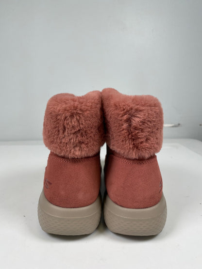 Skechers Women’s Pink On The Go Suede GoGa Mat Winter Chill Ankle Boots - 7.5