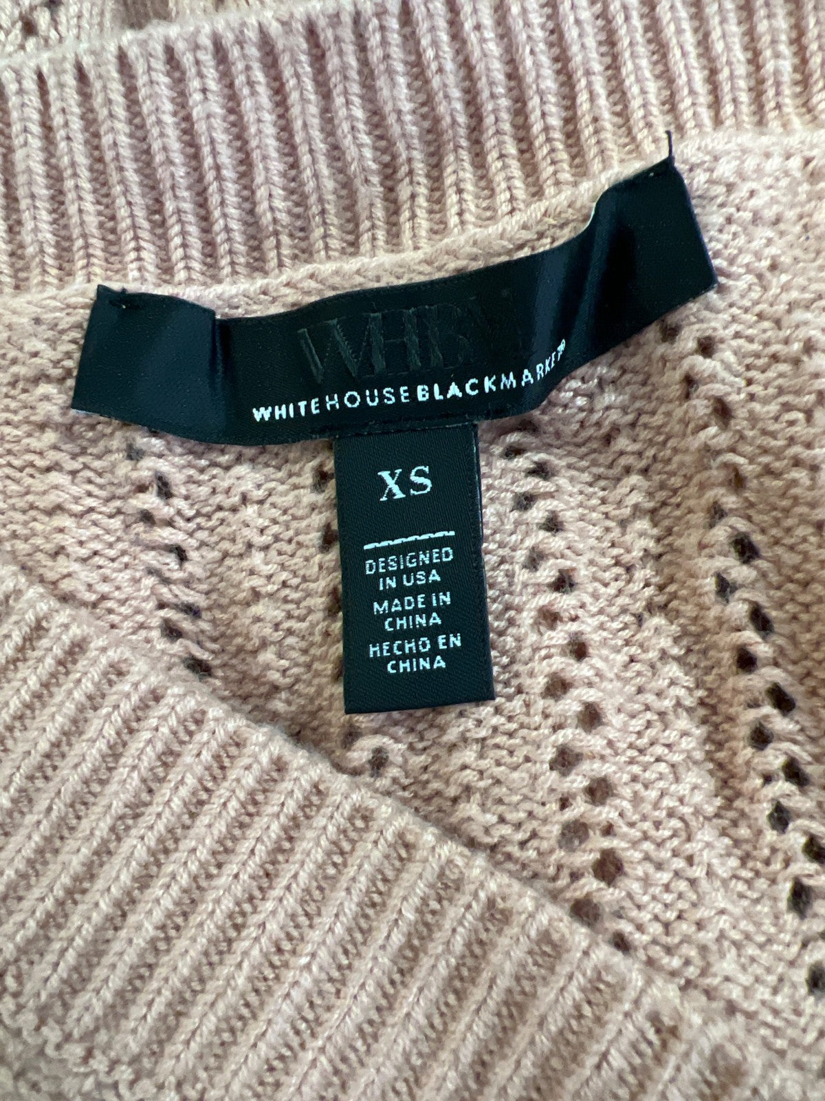 White House Black Market Women’s Pink Long Sleeve Knit Sweater - XS