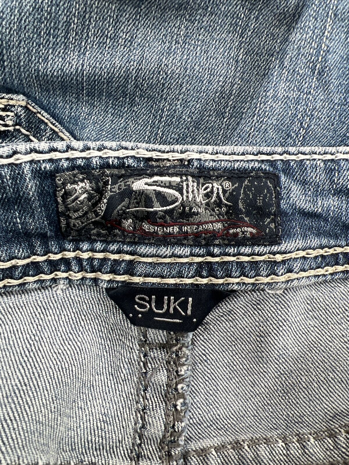 Silver Women's Light Wash Blue Denim Suki Mid Capri Jeans - 18