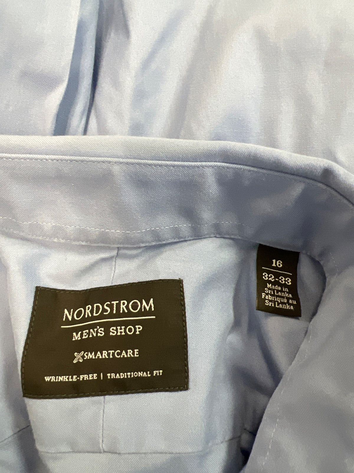 Nordstrom Men’s Blue Wrinkle-Free Long Sleeve Button Up Shirt - 16