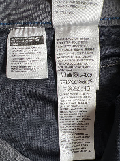 Levi’s Men’s Gray Engineered for Movement Chino Standard Taper Pants - 29x32