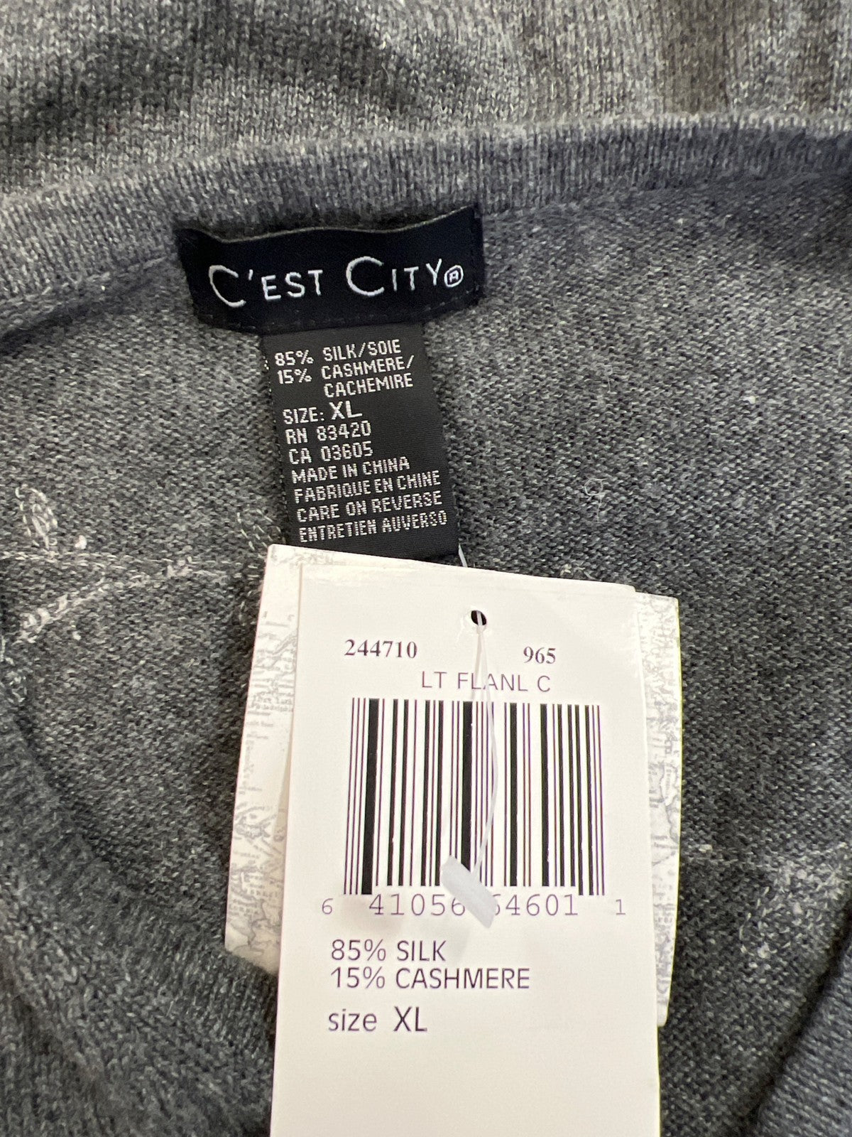 Cest City Women’s Gray Embroidered Silk/Cashmere Button Up Cardigan Sweater - XL