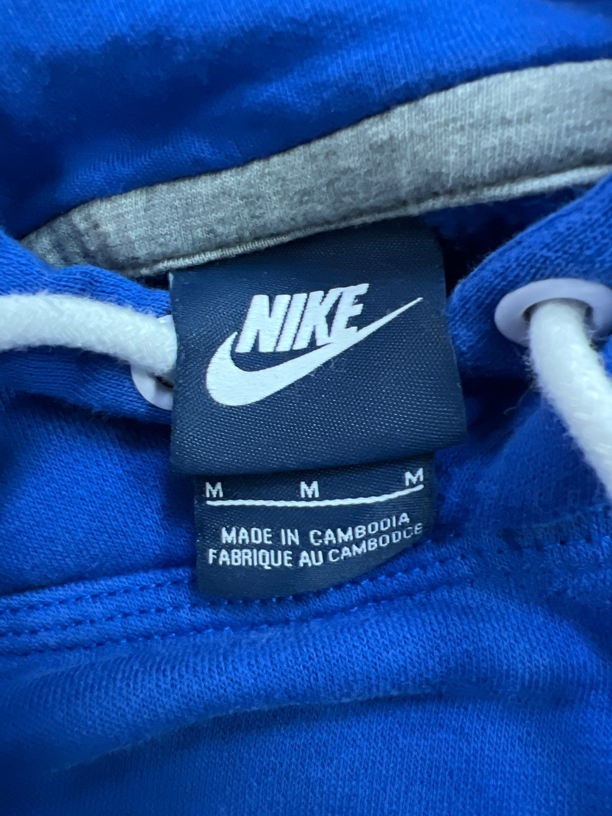 Nike Men’s Blue Swoosh Fleece Lined Long Sleeve Pullover Sweatshirt - M