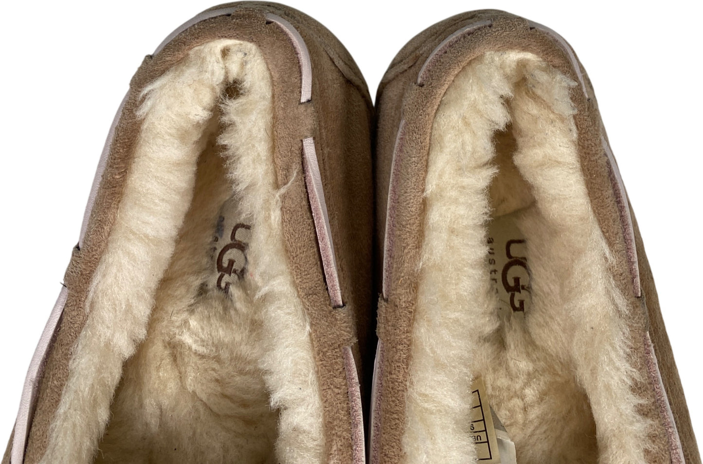 UGG Women’s Light Tan/Beige Dakota Shearling Lined Suede Slippers - 9