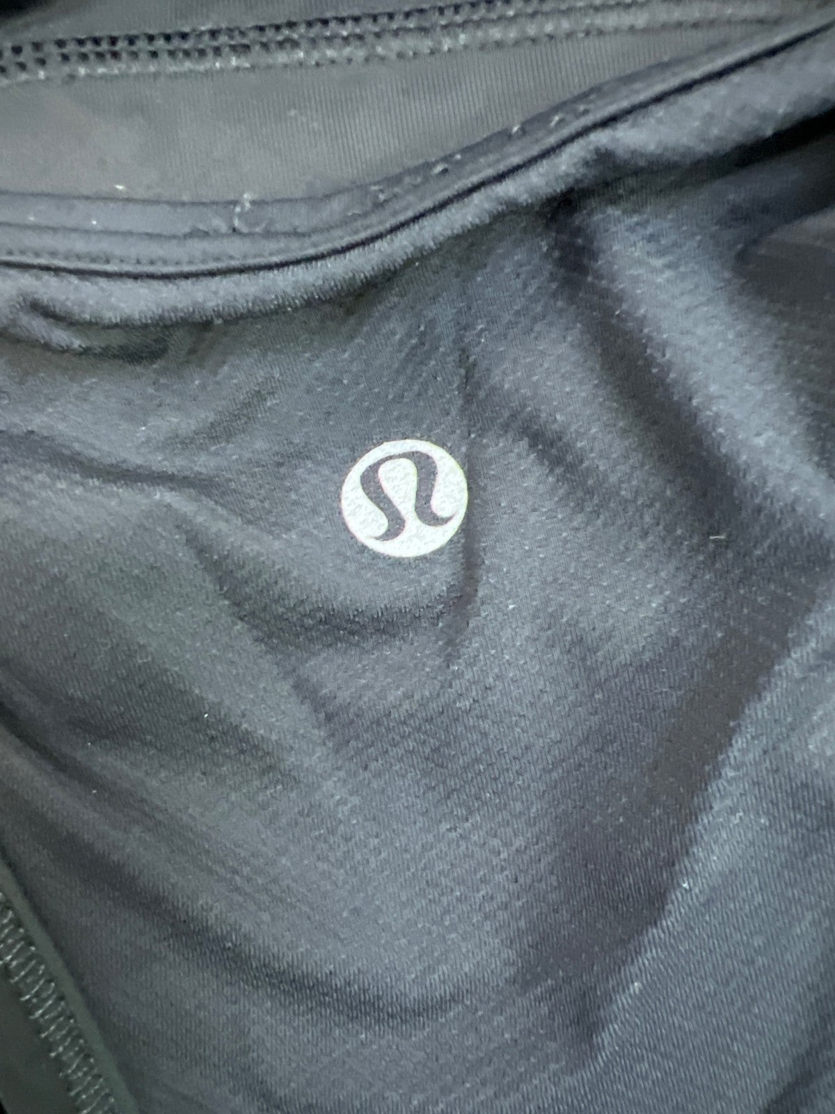 Lululemon Women’s Black Sleeveless Built In Bra Athletic Tank Top - 4