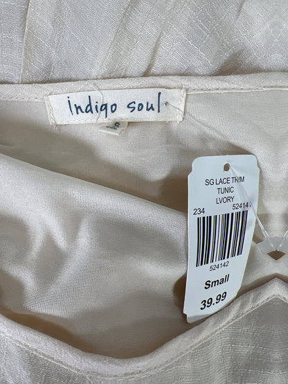 NEW Indigo Soul Women’s Beige Lace Trim 3/4 Sleeve Tunic Blouse - S