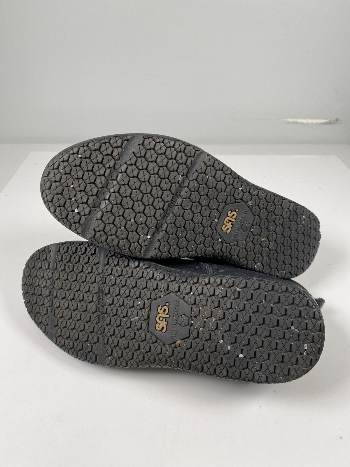 SAS Women’s Black Leather Alpine Slip Resistant Lace Up Boots - 10WW