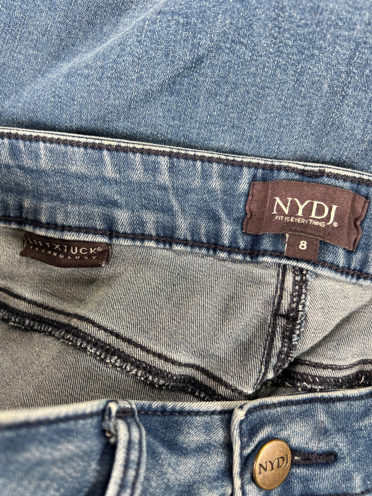 Not Your Daughters Jeans Women’s Light Wash Chloe Skinny Capri Jeans - 8