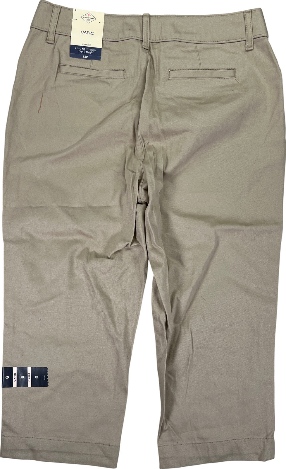 NEW St Johns Bay Women’s Beige Capri Pants - 6