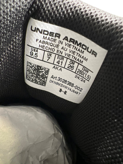 Under Armour Women’s Black Lace Up Athletic Jogger Sneakers - 9.5