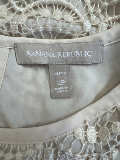 Banana Republic Women’s Ivory/Beige Lace Lined Short Sleeve Blouse - 2 Petite