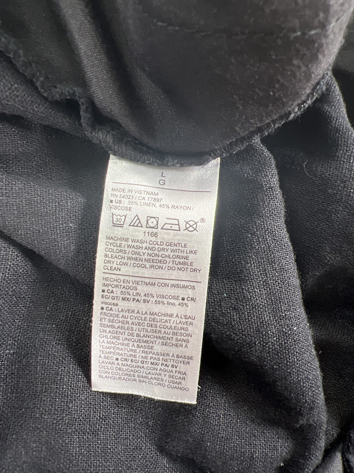 Old Navy Women’s Black Linen Taylor Adjustable Waist 5&quot; Shorts - L