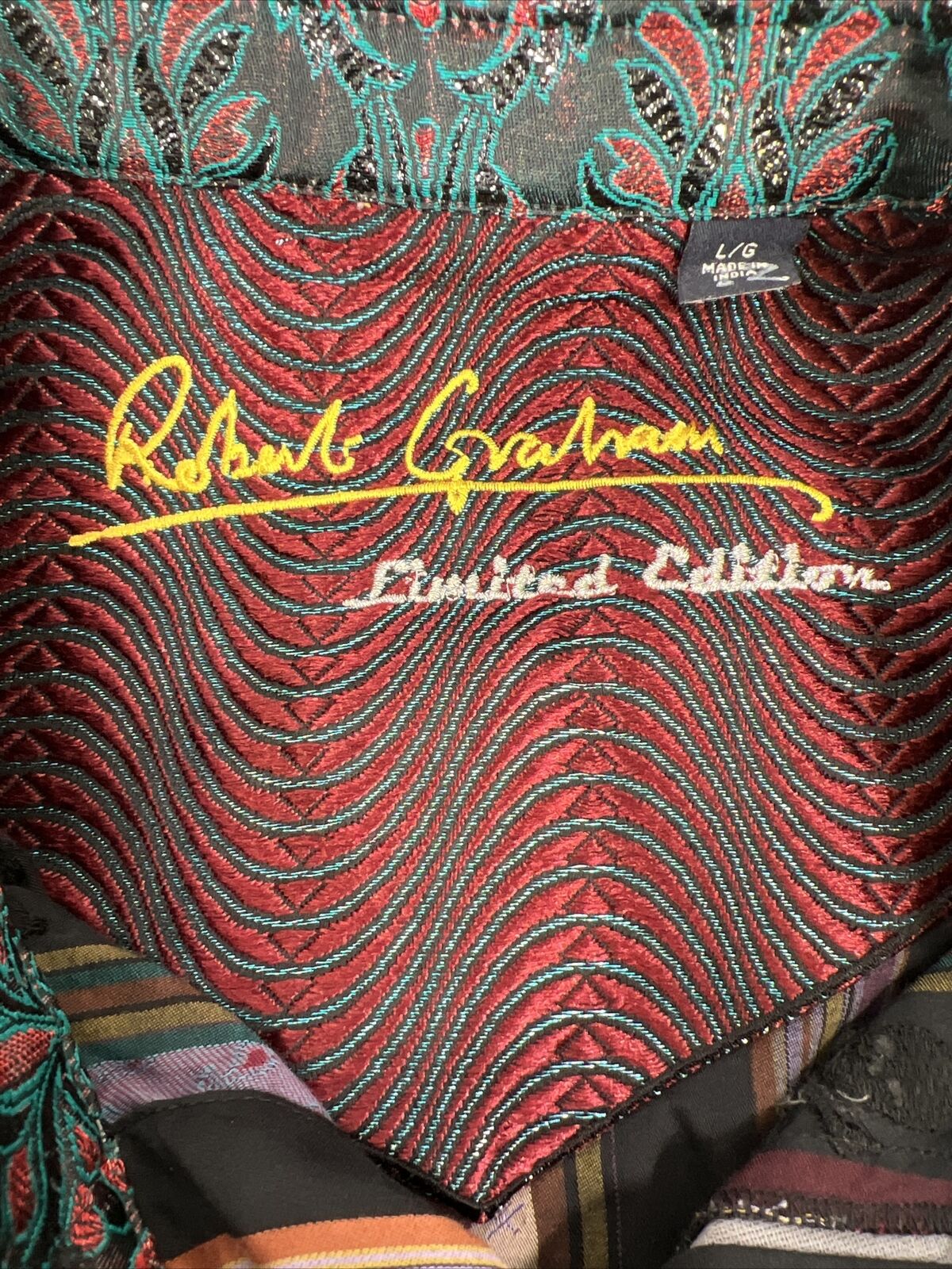 Robert Graham Mens Black/Purple Striped Limited Edition Button Up Shirt-L