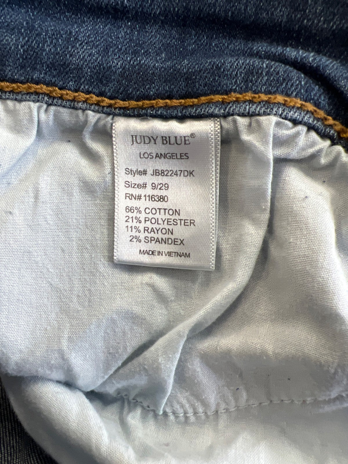 Judy Blue Women’s Medium Wash Stretch Skinny Fit Capri Jeans - 9/29