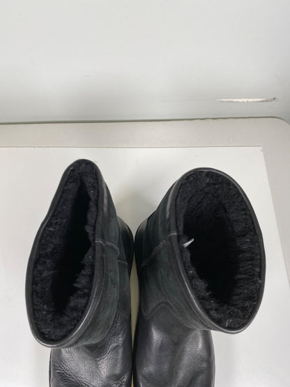 UGG Men’s Black Leather/Suede Shearling Lined Boots - 12
