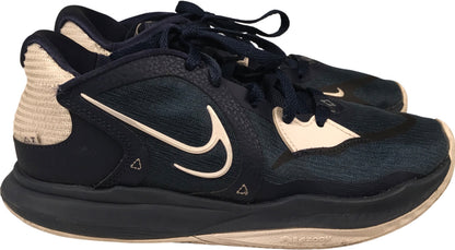 Nike Men’s Blue Midnight Kylie Low Lace Up Basketball Sneakers - 6