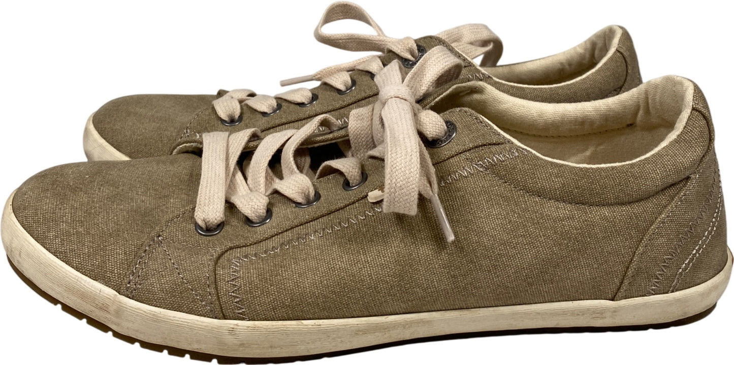 Taos Women’s Beige Star Canvas Lace Up Sneakers - 10 Wide