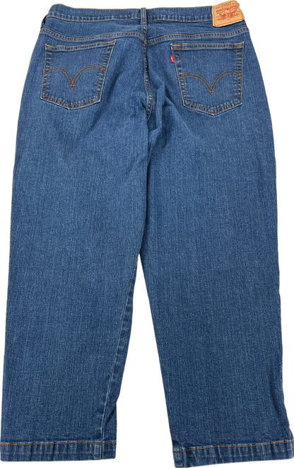 Levi’s Women’s Medium Wash Classic Slim Capri Jeans - 18