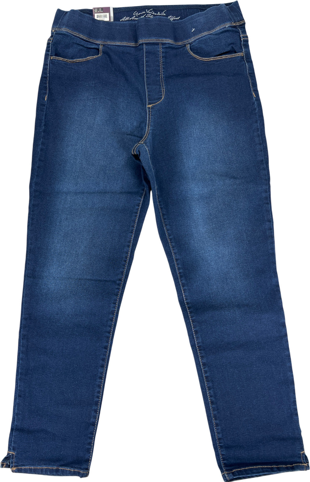 Gloria Vandebilt Women’s Dark Wash Madison Pull On Cropped Jeans - 12