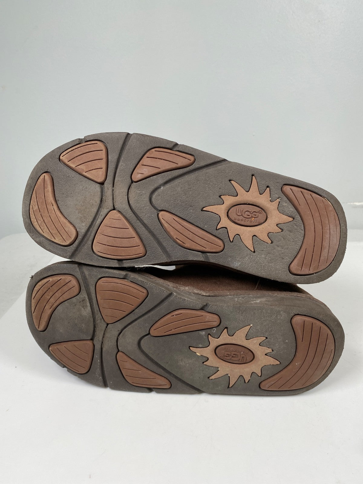 UGG Women’s Brown Knightsbridge Sherpa Lined Tall Shearling Boots - 8