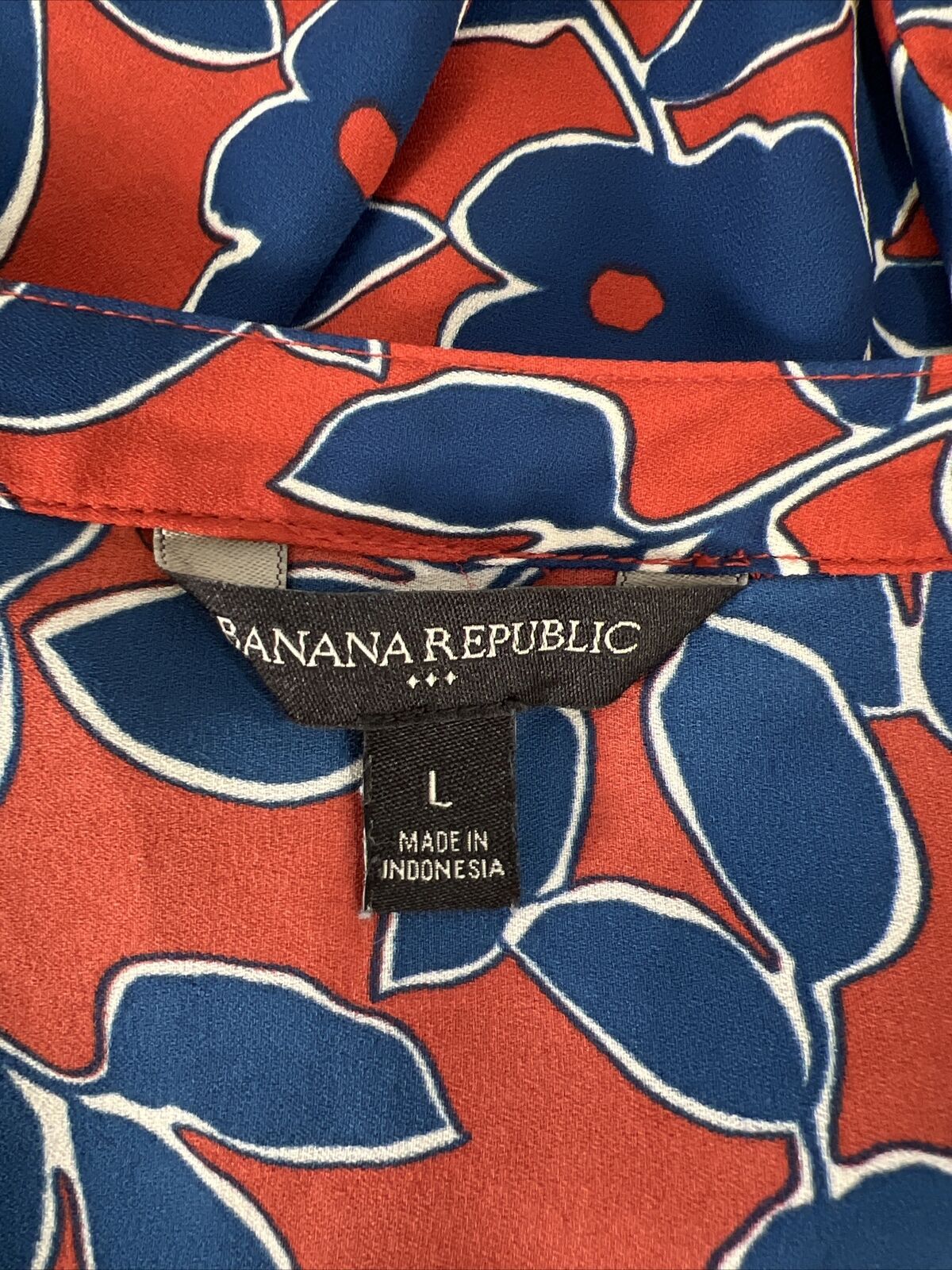 Banana Republic Women's Red/Blue V-Neck Floral Sheer Blouse - L
