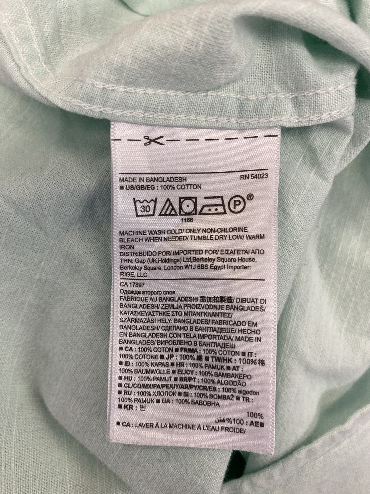 Banana Republic Women’s Blue Soft Wash Long Sleeve Button Up Shirt - XS