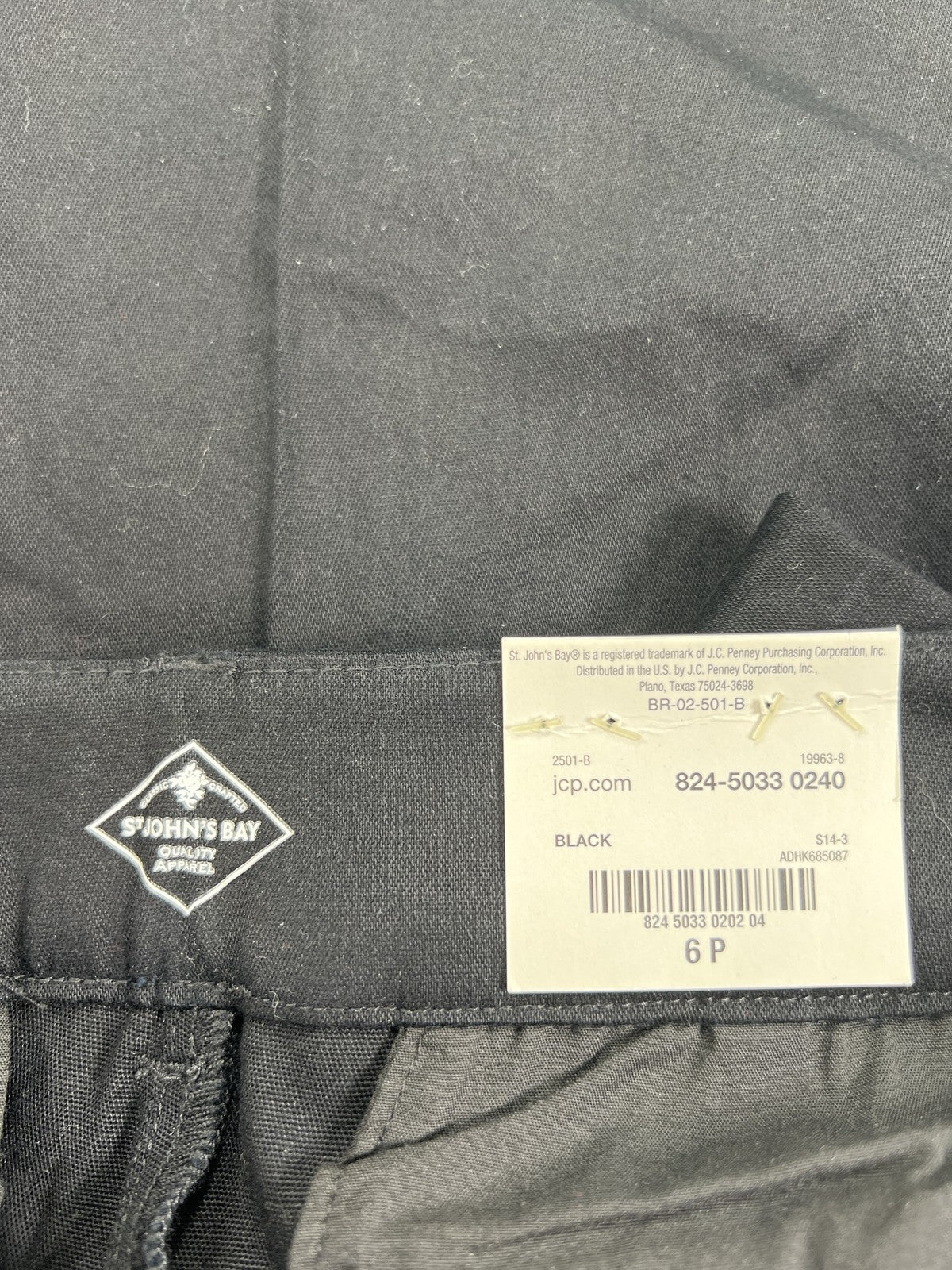 NEW St.Johns Bay Women’s Black Cotton Capri Pants - 6 Petite