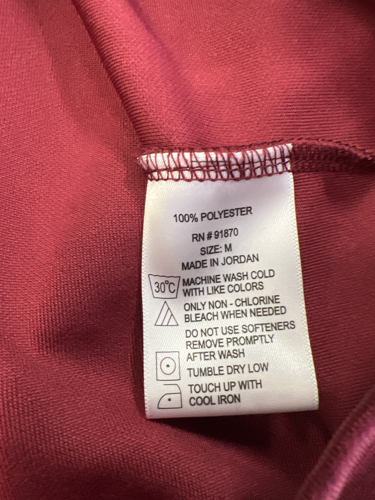 Pebble Beach Men’s Red/Burgundy Dry-Luxe Performance Pullover Shirt - M