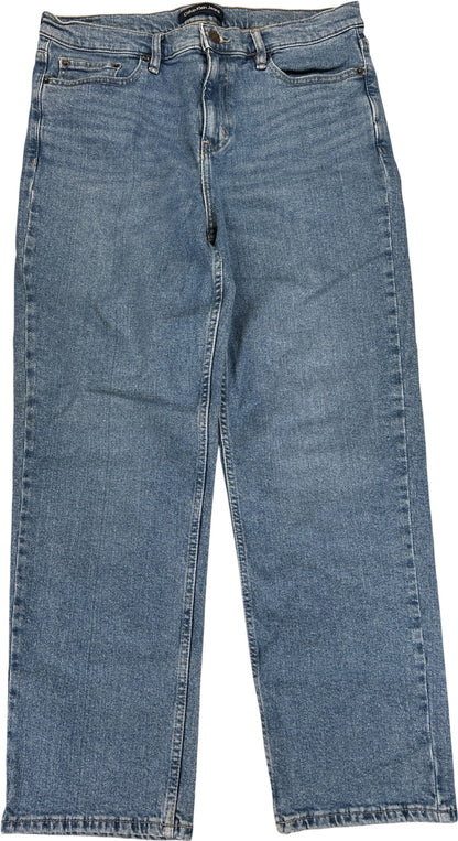 Calvin Klein Women’s Light Wash Loose Fit Straight Leg Denim Jeans - 10