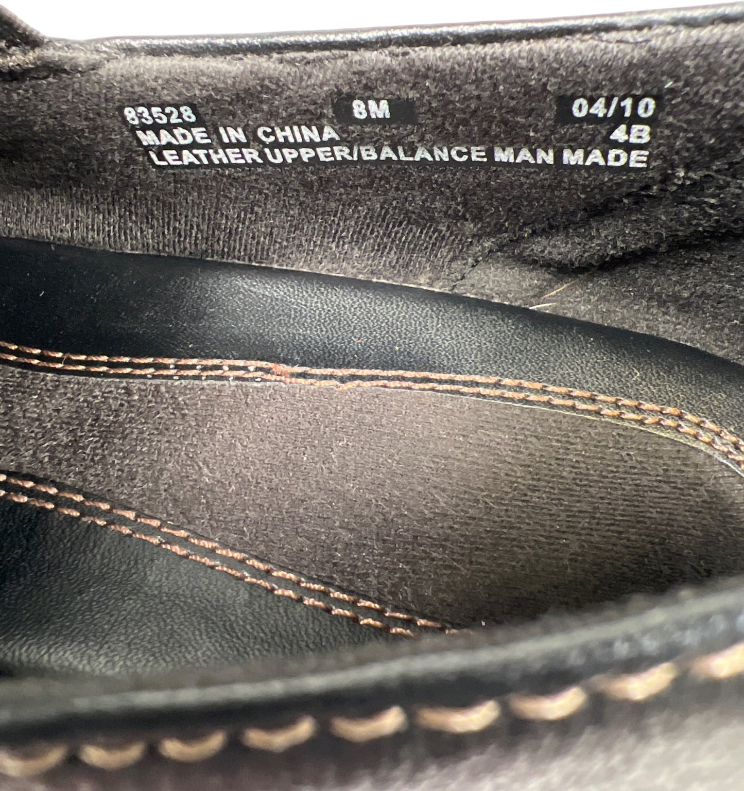 Clarks Women’s Black Leather Slip On Loafer Shoes - 8