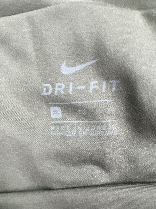 Nike Women's Green High Waisted 7/8 Athletic Leggings - XL