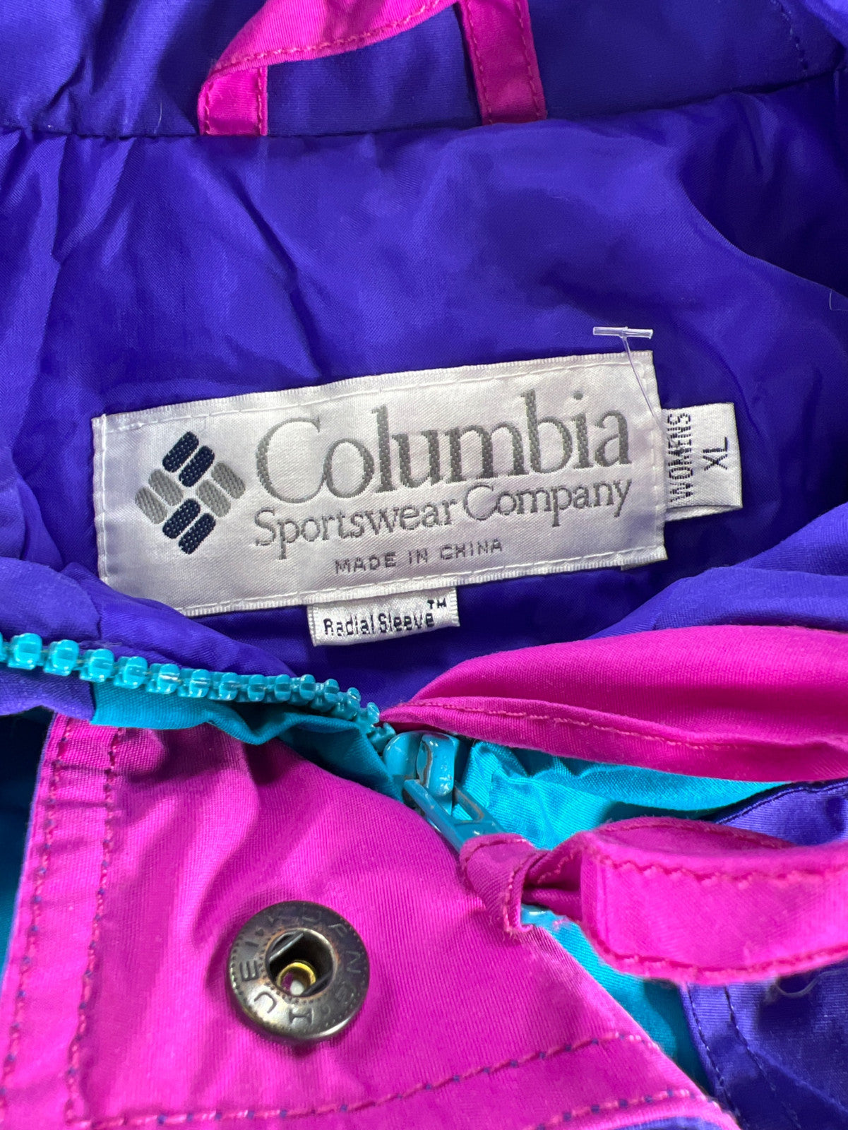 Columbia Women’s Blue Vintage. Retro One Piece Ski Snowsuit - XL