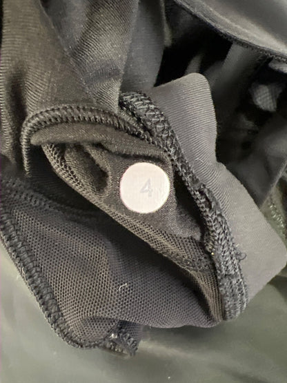 Lululemon Women’s Black Sleeveless Built In Bra Athletic Tank Top - 4