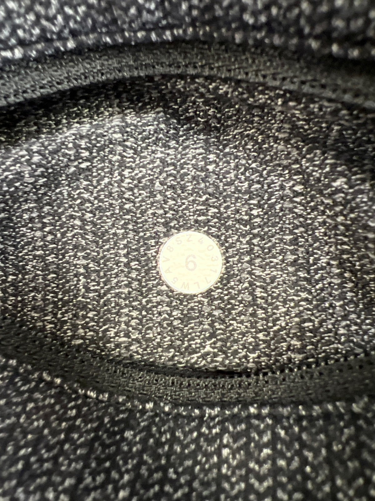 Lululemon Women’s Heathered Black/Gray Speed Up Tight 28” Leggings - 6