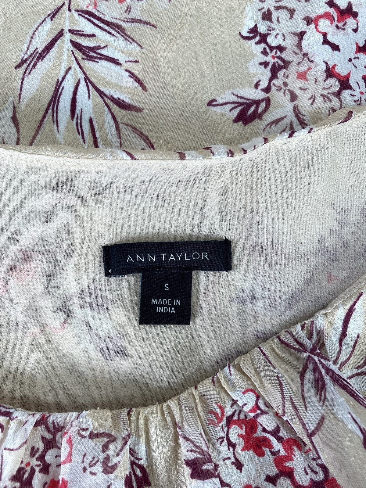 Ann Taylor Women’s Beige Floral 1/2 Pleated Bell Sleeve Blouse - S