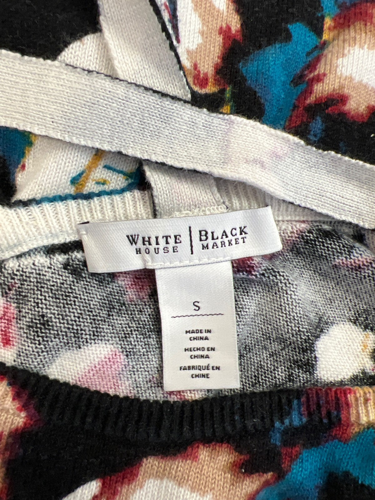 White House Black Market Women’s Black Long Sleeve Criss Cross Back Sweater - S