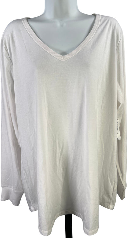 Torrid Women’s White Classic Fit Long Sleeve V-Neck T-Shirt - Plus 2