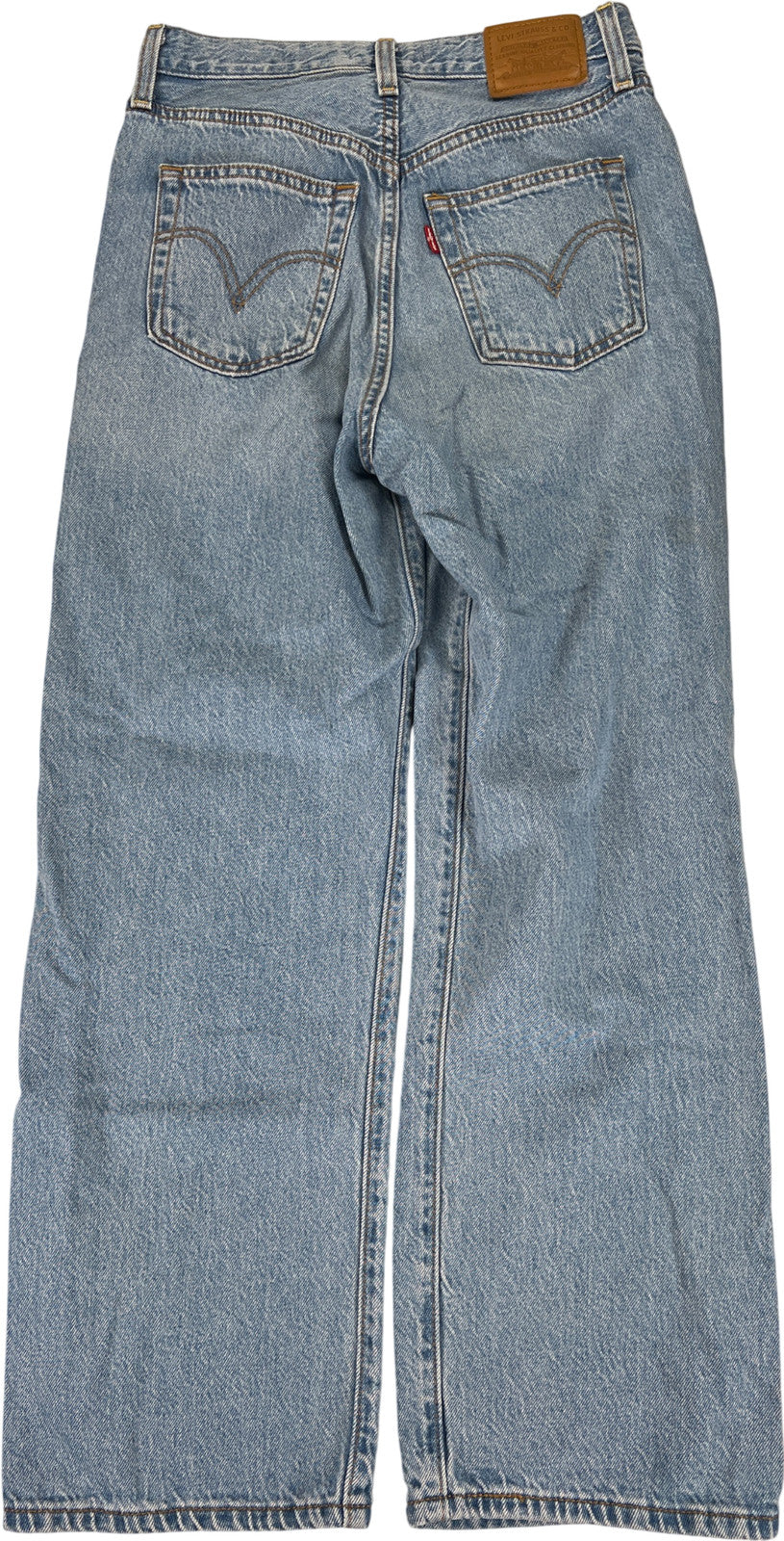 Levi’s Women’s Medium Wash Distressed Ribcage Straight Ankle Denim Jeans - 26