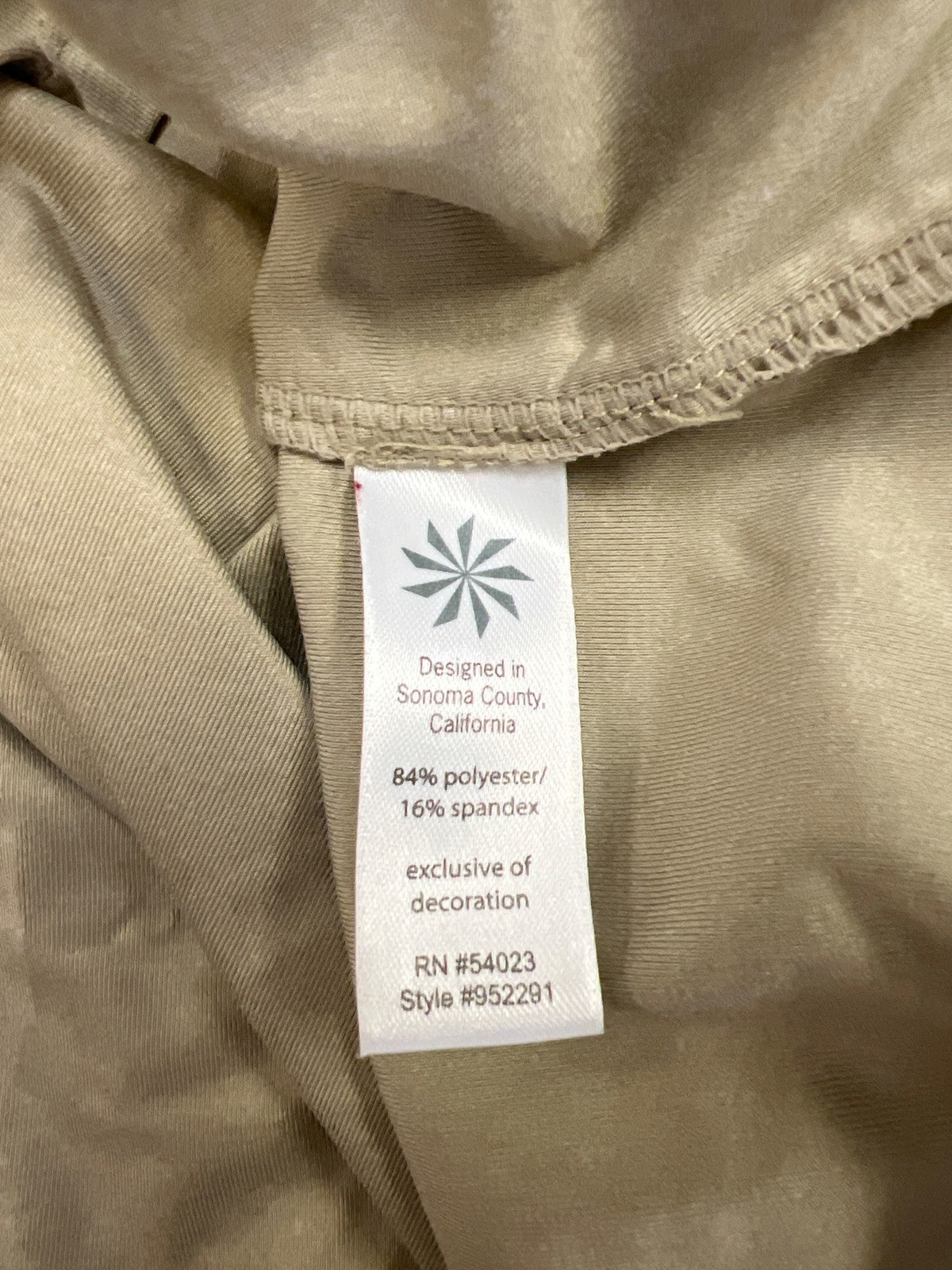 Athleta Women’s Beige Long Sleeve Athletic Shirt - M